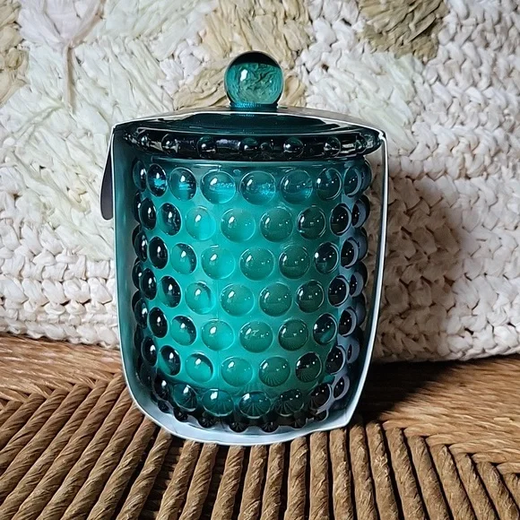House of Harlow 1960 ocean jasper soy blend candle in a teal hobnail jar 10oz - Picture 4 of 11